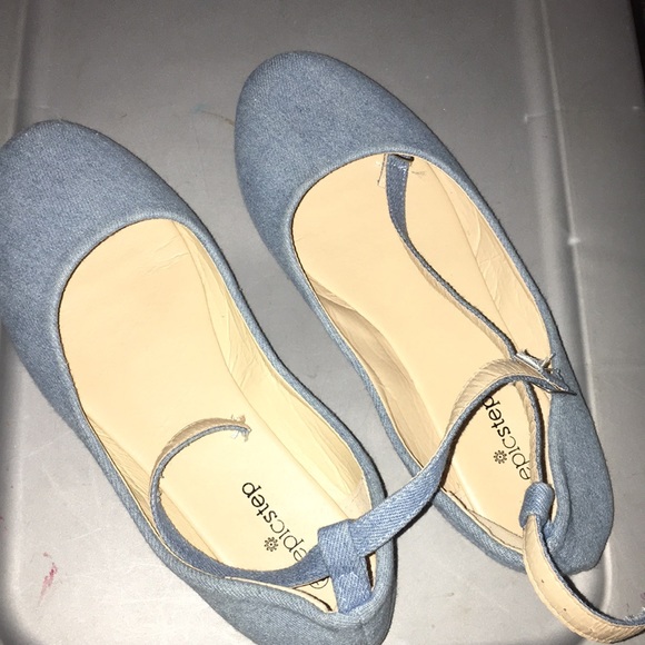 Shoes - Light wash denim flats